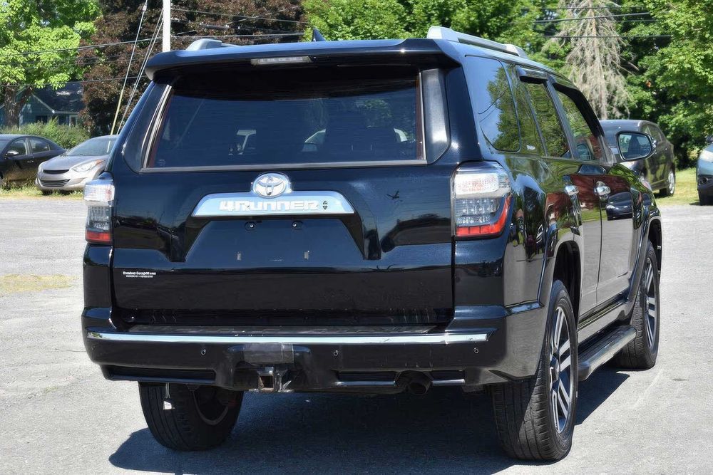 Toyota 4Runner      2018