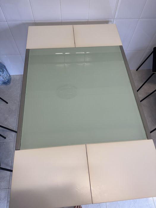 Mesa de cozinha tampo vidro