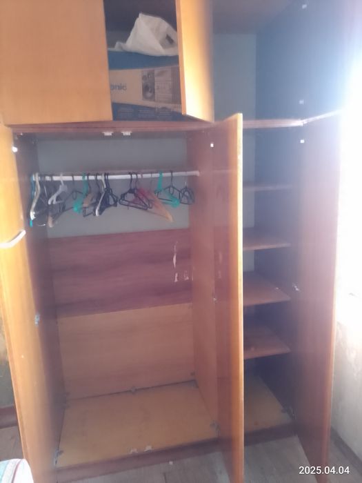 Шкаф трёх створчатый. Двухстворчатый.