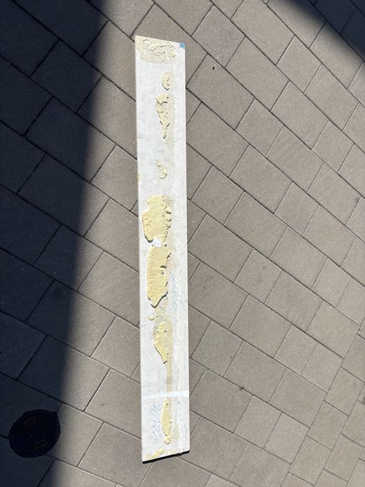 Parapety z konglomeratu