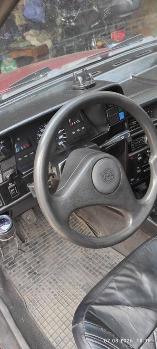 Продам Opel Kadett 1991 газ - бензин, 1.6
