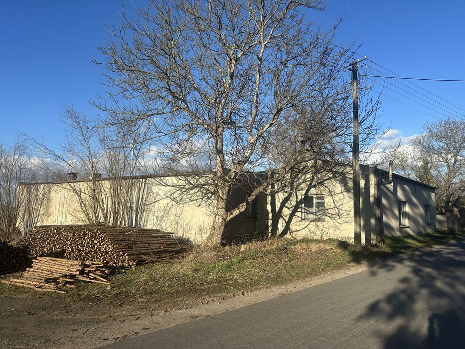 Działka i budynek pod działalność