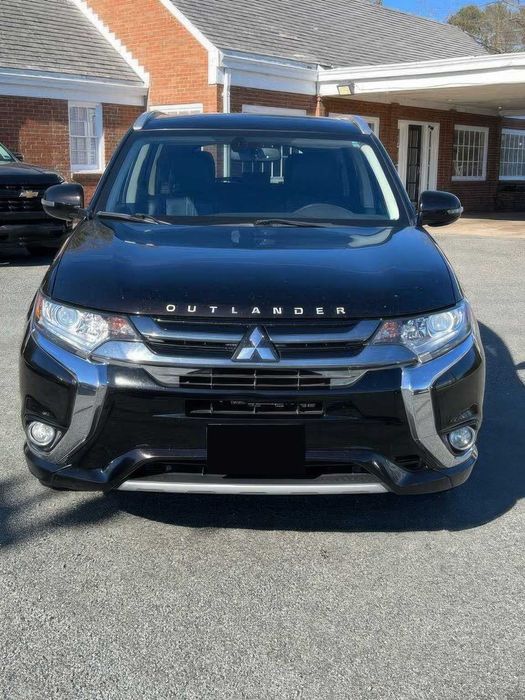 Mitsubishi Outlander PHEV SEL      2018