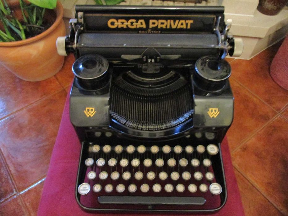 Maquina de escrever antiga 1922 - Escreve bem !