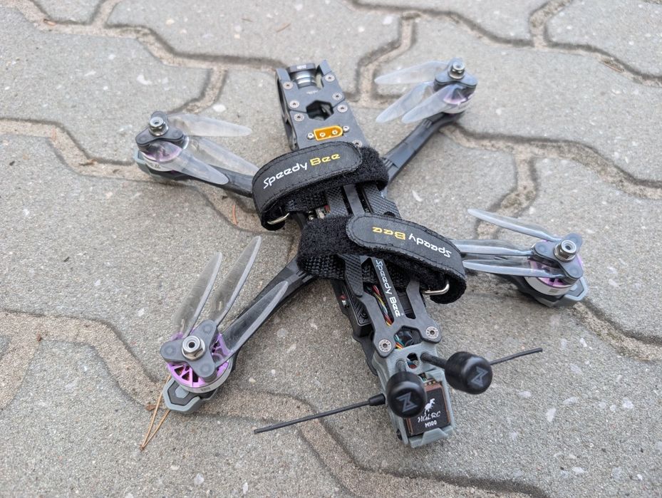 Dron fpv speedybee master hd,walksnaik  moonlight, t-motor