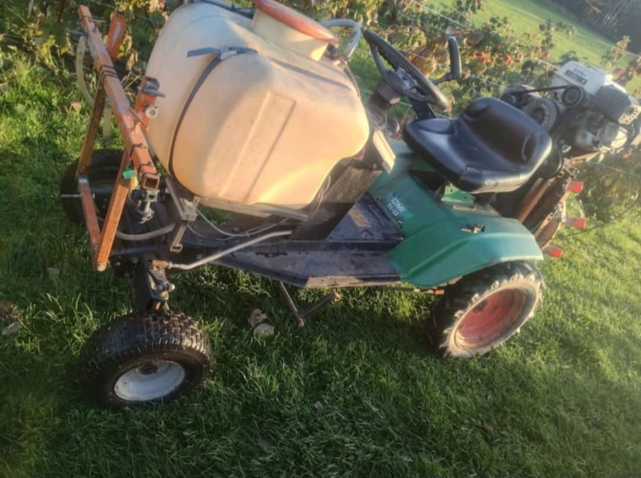 Opryskiwacz nadmuchowy tunelowy samojezdny