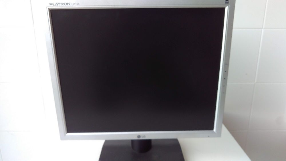 LG L-1718S Monitor64286118864257120