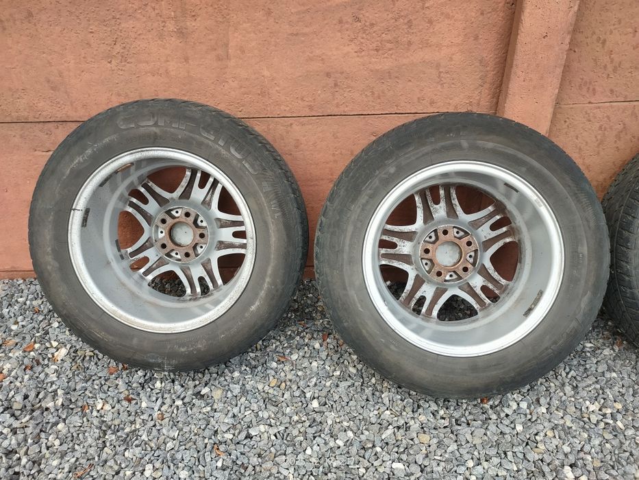 Продам комплект колес r16 на Мерседес. Лето