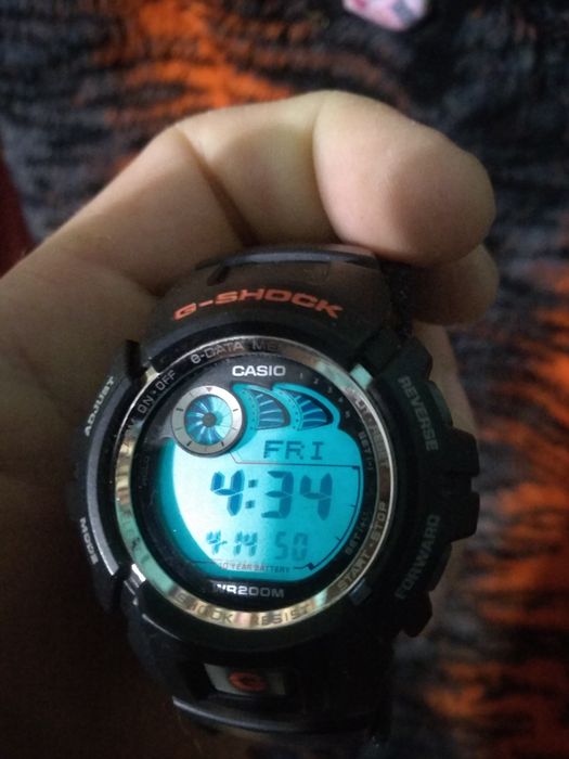 Часы Casio G-shock меняю на фотоаппарат