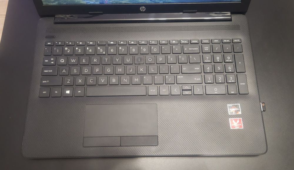 Laptop HP 15-db1100ny