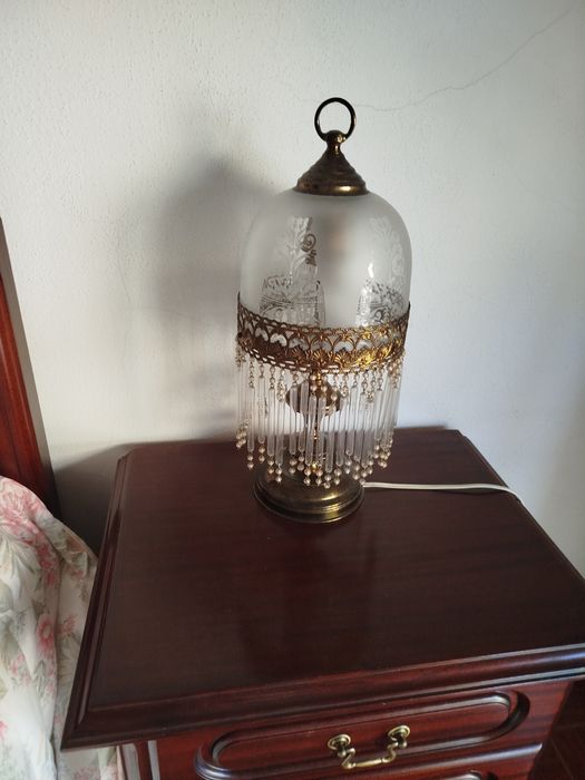 Vários candeeiros de teto