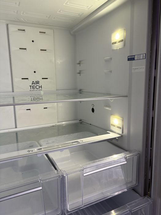 Lodowka hotpoint-ariston e4d