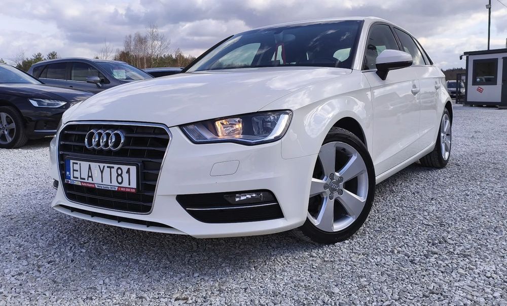 Audi A3 Sportback 2,0 diesel automat nawigacja 2-strefowa klimatyzacja hak