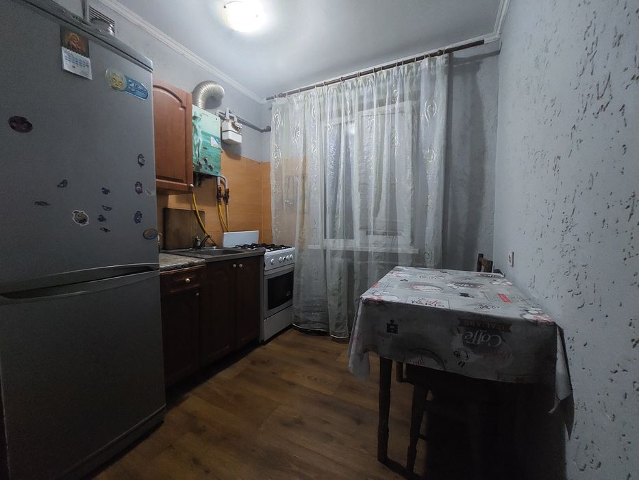 Продам 2х кімнатну квартиру.4/5.41000₴+торг