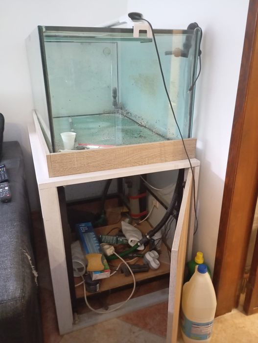 Aquario 1 m x60 x 50 c/movel e iluminaria