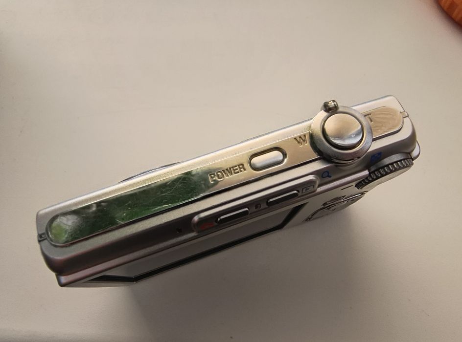 Aparat cyfrowy Olympus FE-320