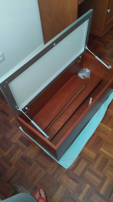 Armário de Parede como NOVO