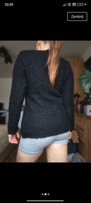 Czarny sweter puchaty z błyszczącą nitką przeplatany Basic