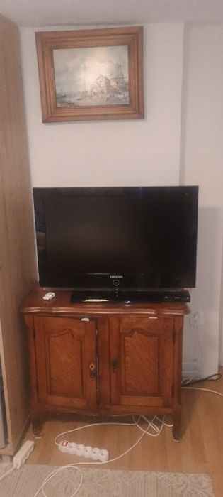 Telewizor Samsung - 32 Całe z dekoderem