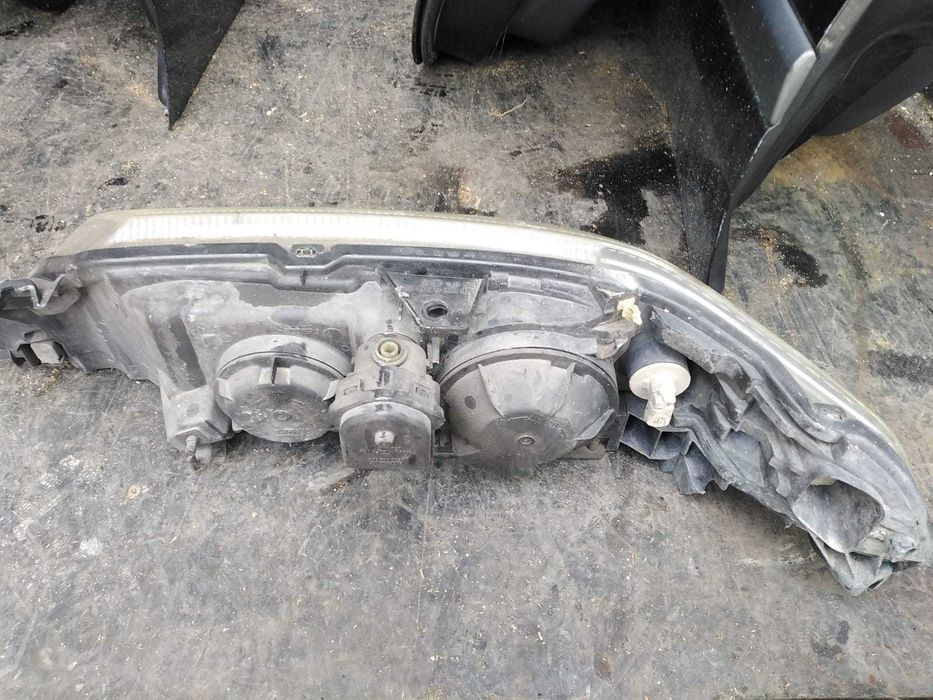Farol Direita Renault Laguna II 2002