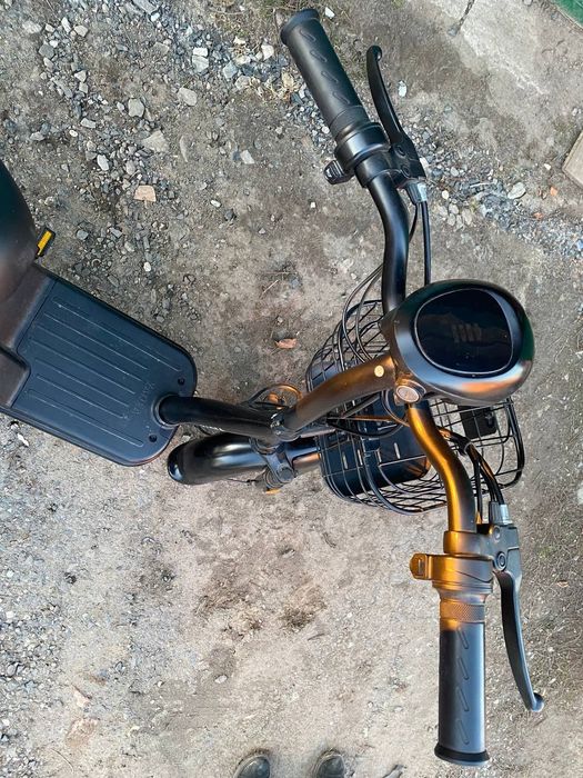 Електроскутер, Електровелосипед, Yadea js