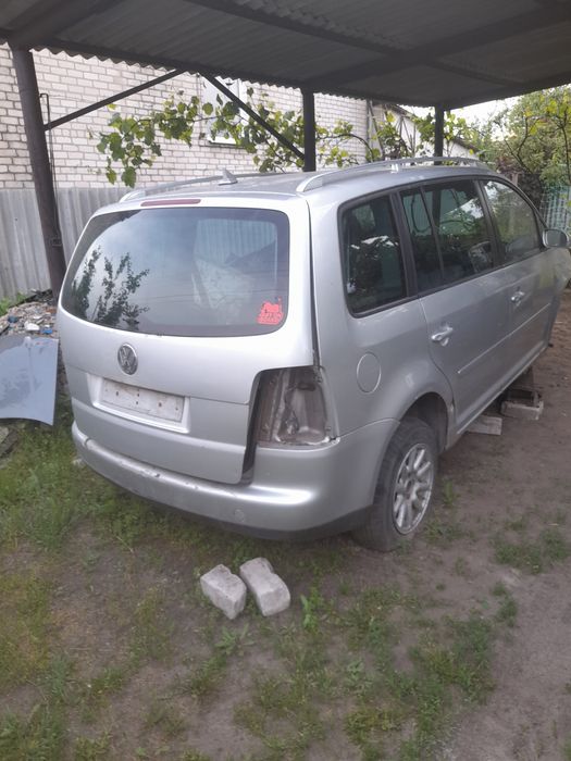 Продам Фольцваген Туран по запчястям