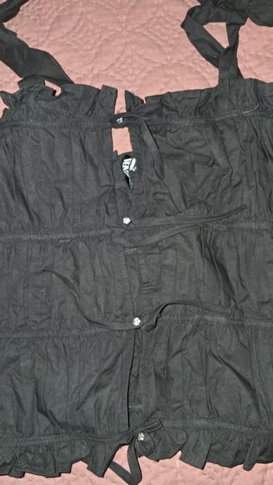 Blusa alcas com botoes fingidos brlho