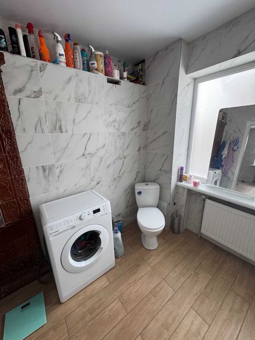 Затишний будинок за містом, чекає на ВАС!