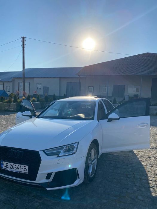 Audi A4 B9.