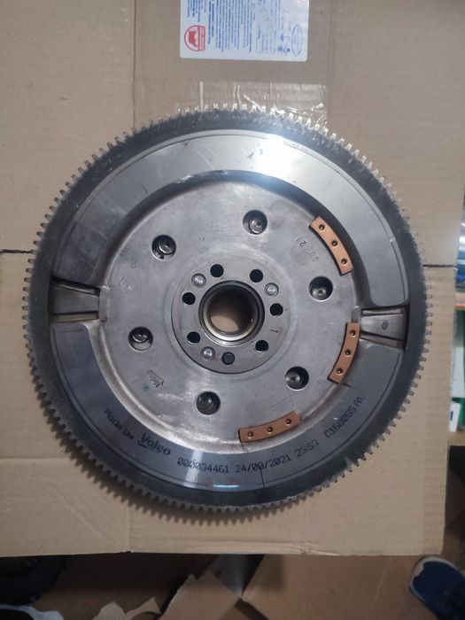 Маховик і диск щеплення Valeo для Renault Megane 3 1.5 dCi 2013, 6-ст