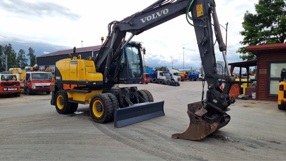 Экскаватор Volvo EC 140 W