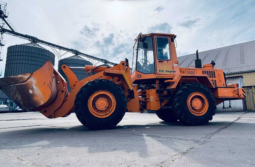Фронтальний навантажувач Амкодор 352С, 2016 р.в