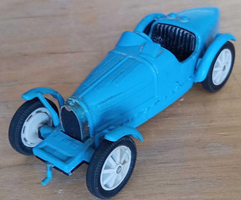 Bugatti Type 35 Bugatti Racing Classic Collection by Corgi