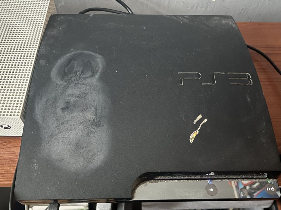 Playstation 3 / ps3 slim