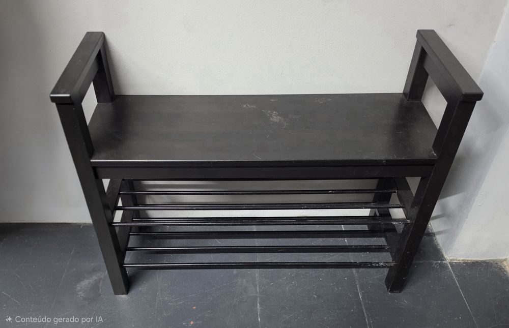 Cabide de parede e banco ikea