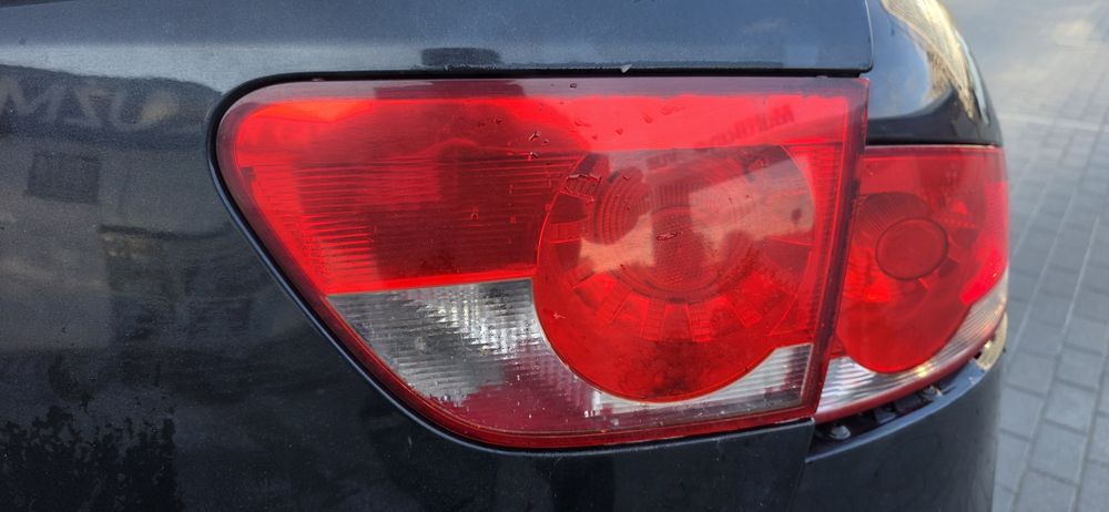 Seat altea xl leon 2   1.9 LC9Z zderzak maska lampa blotnik pas