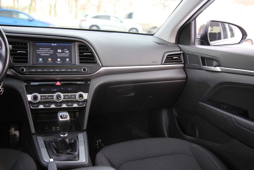 Hyundai Elantra 2020