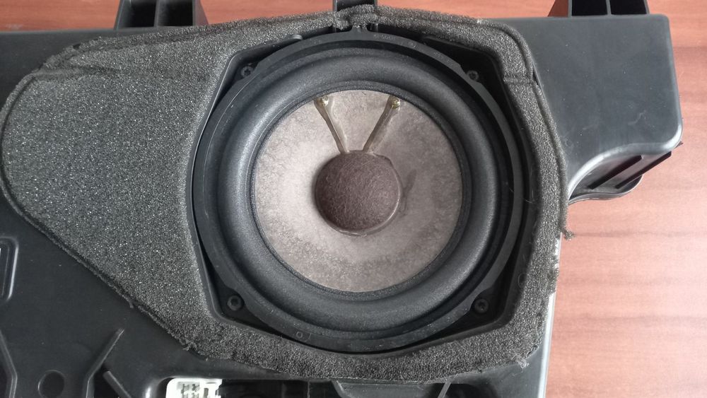 Сабвуфер lexus gx 470 mark levinson 86150-0w030