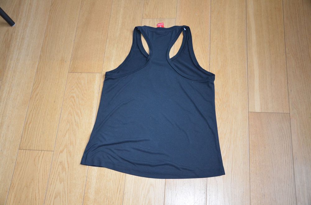 Nike shirt czarny r. M top bokserka