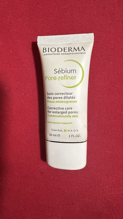 Sébium Pore refiner