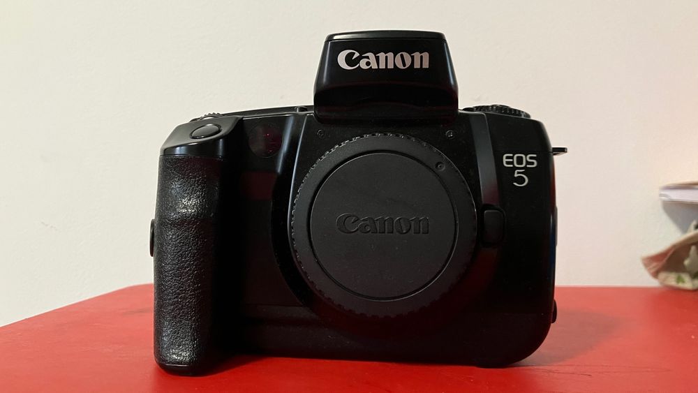 Câmera fotográfica Canon EOS 5