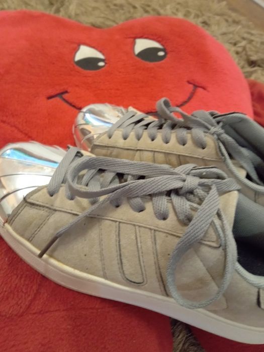 Nowe damskie sneakersy