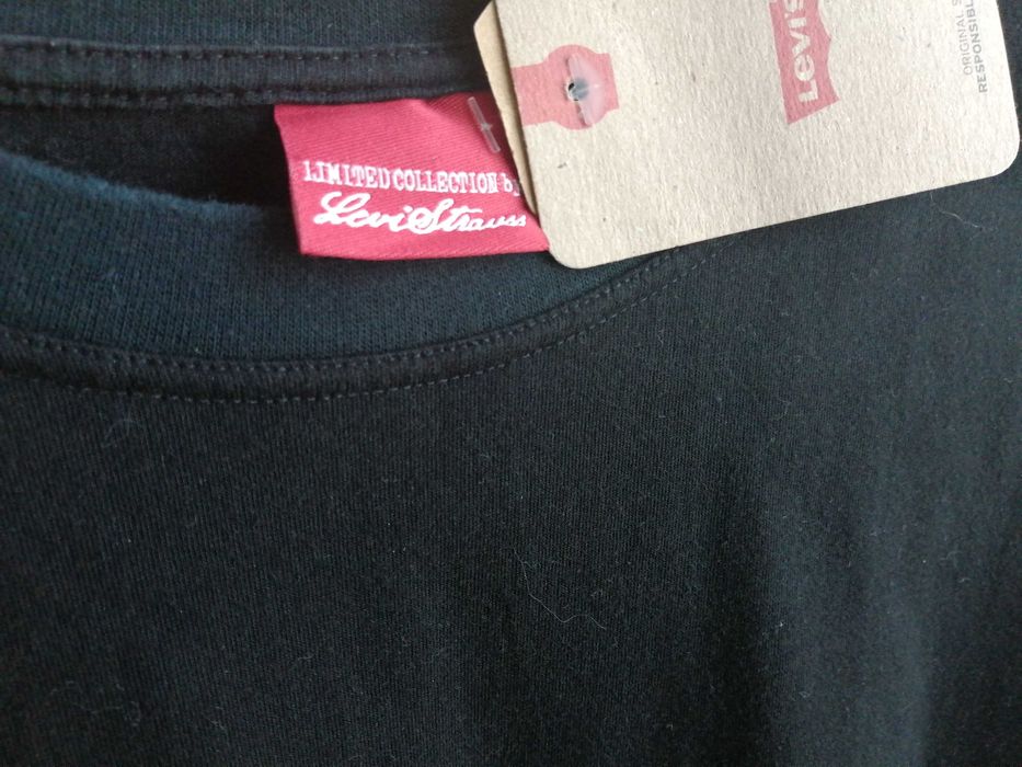 Levi's T-shirt nowy w rozm. XL