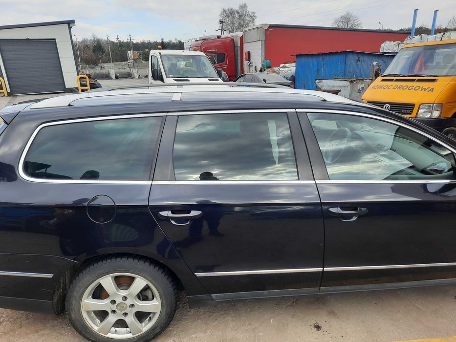 szyba drzwi przód tył Volkswagen Passat B6 kombi
