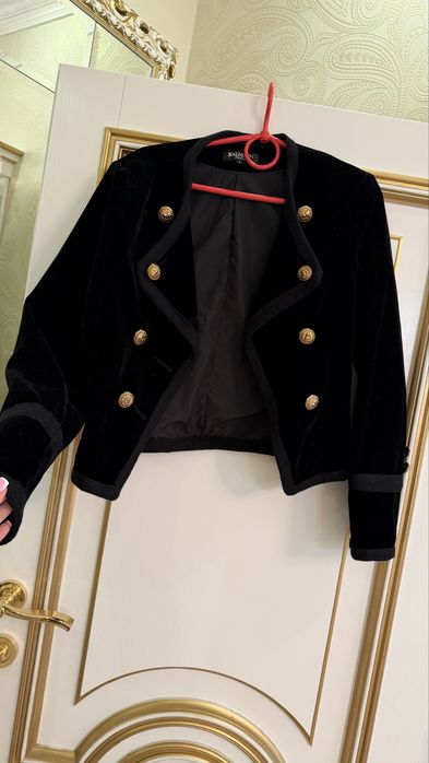Розкішний жакет Balmain