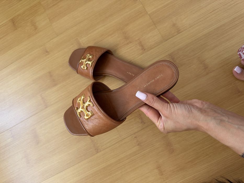 Шкіряні шльопанці Tory Burch