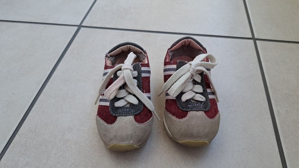 Sprzedam buty dziecięce Gymboree rozmiar - 21.