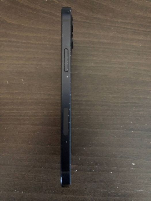 iPhone 12 64GB.