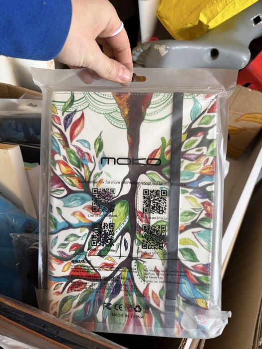 Cały karton mix etui na tablety ipady