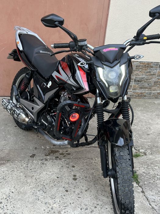 Продам musstang mt 200